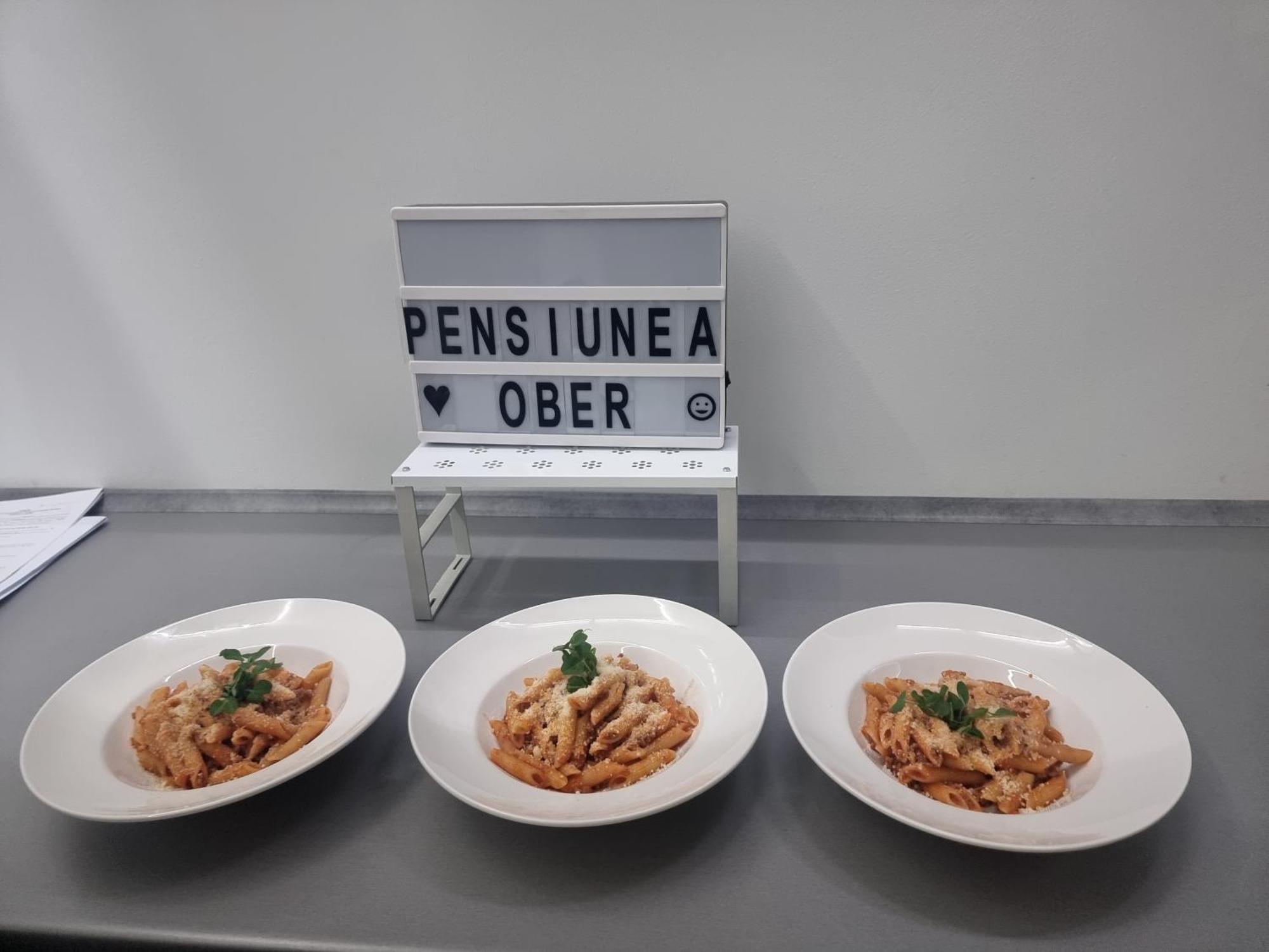 Pensiunea Ober Brasov Luaran gambar